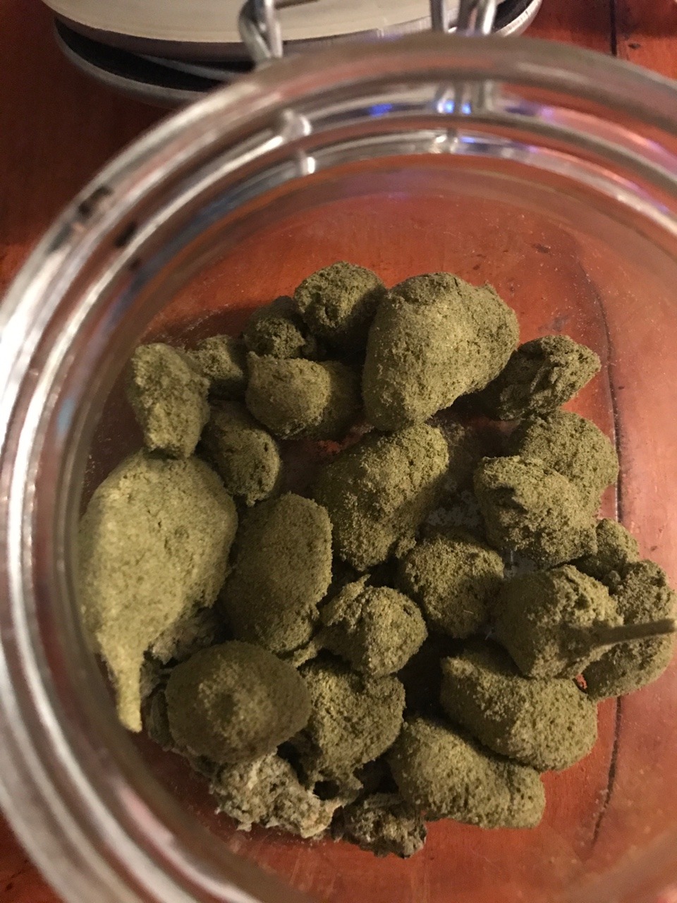 brattybbygrrl:Check out these fuckin moon rocks though. Haven’t had them since