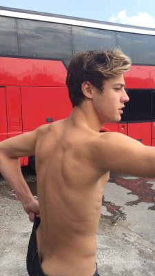 hotfamousmen:  Cameron Dallas