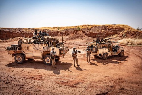 French 1st RPIMa and Estonian SOF in Mali.