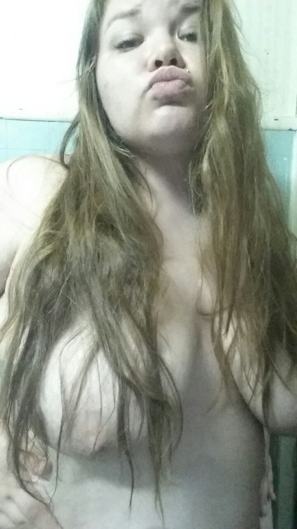 felicia-fiddle-sticks:  TATA MOTHERFUCKING TUESDAY BITCHES!!!!