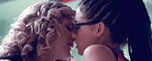 shiny-memories:  orphan black meme: ten scenes [2/10]  ↳ ‘Moot?’   