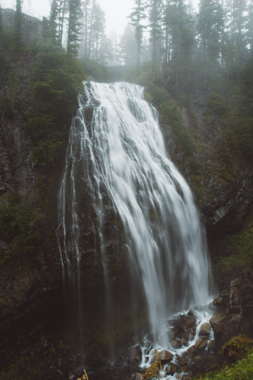 Millivedder:waterfall, Mount Rainier National Parkprint Shop