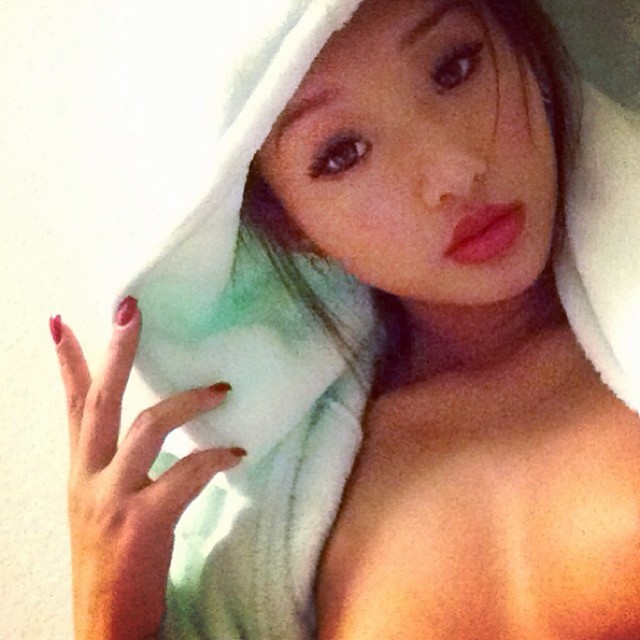 onlysexyasiangirls:  Super sexy pornstar Alina Li on instagram  http://instagram.com/alinalixoxo