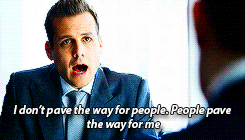 Hoechlin-Macht:  Harvey Specter + Ego 