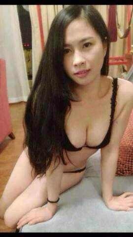 greatwong:  Chinese sauna girl that I chose for overnight excitement