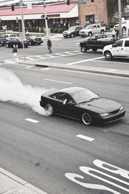 motivationsforlife:  Mustang Burnout by Whitbeckphoto // Edited by MFL