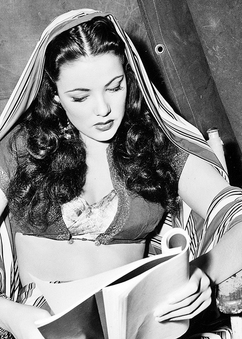 kittypackards:Gene Tierney on the set of ‘Sundown’ (1941)