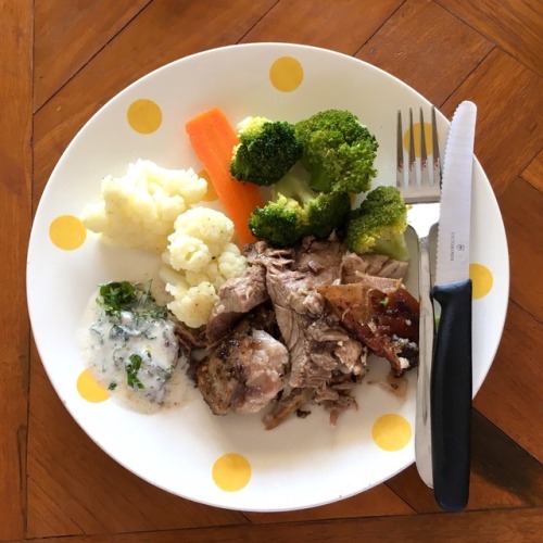 Slow roasted lamb shoulder with veggies + a yogurt mint sauce