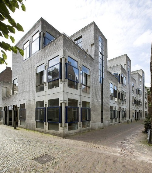 Office Building of “Rijksdienst voor Oudheidkundig Bodemonderzoek” (1976-88) in Amersfoort, the Neth