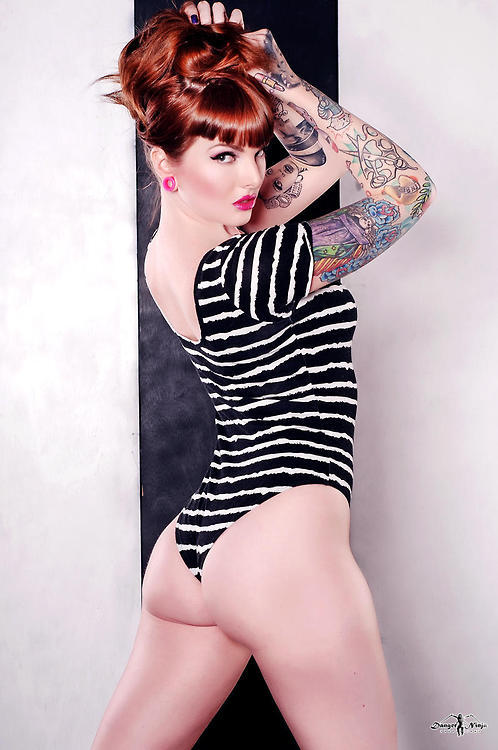 sexyinkgirls-mmm-so-nice:  sexyinkgirls-mmm-so-nice
