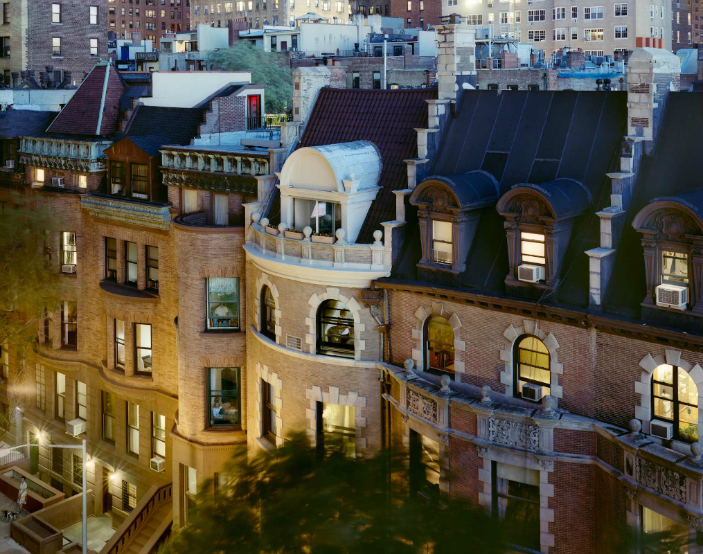  Gail Albert Halaban - Out My Window 