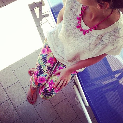 daisy-mihst:  maca-rons:  floralrosy:  ❀ more rosy here ❀  q’d ♡   Rosy