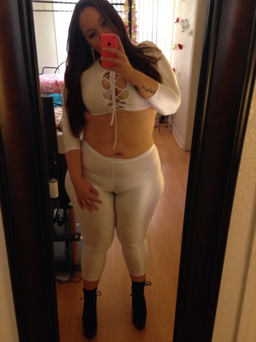 Porn exoticplusmodel:  All white outfit from yolosexydresses photos