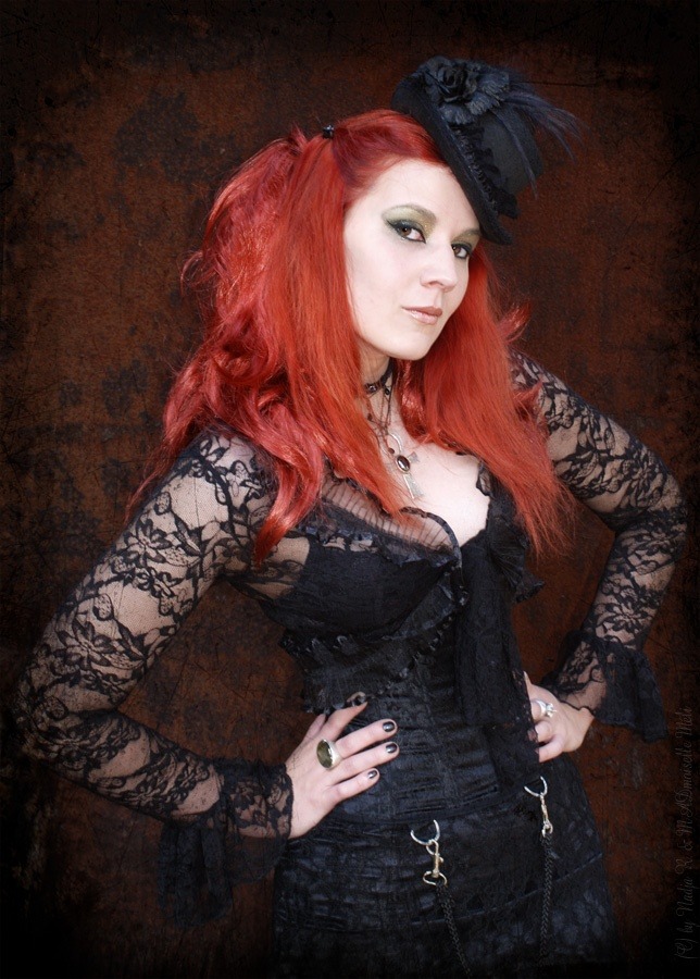 steampunk-girl:  Steampunk Girl