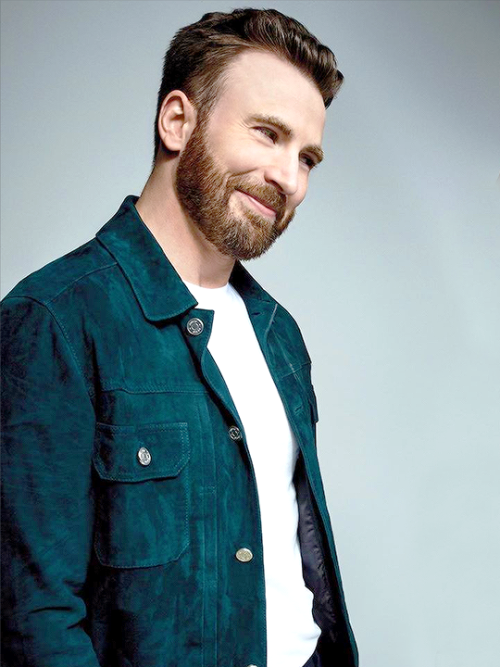 imsebastianstaan:Chris Evans for Variety photographed by Art Streiber