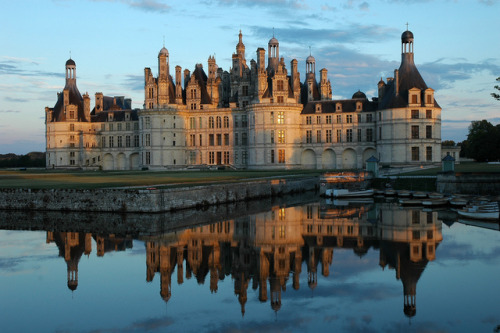 allthingseurope:Chambord Castle, France (By El Marcelo)