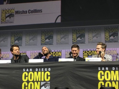 Supernatural panel at #SDCC 3/3. Taken by my friend so I could relax and enjoy.Feel free to share 