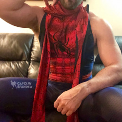 captnspandex:  Gratuitous Spidey shots! #captnspandex