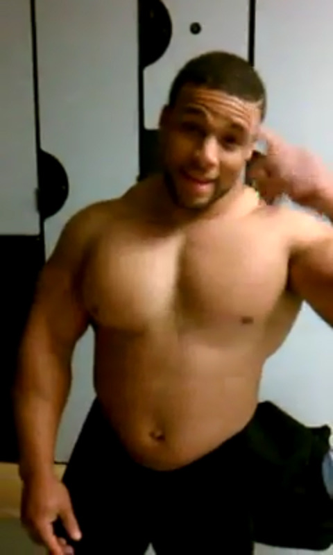 biglars21: drwannabe:  bast10n:  Jovann Rushing  AKA Yohon  look at that chest  ​Jovann