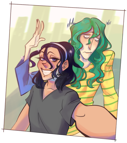 baldtoudou:concept: toudou likes to take surprise selfies with makishima because A) he’s toudou and 