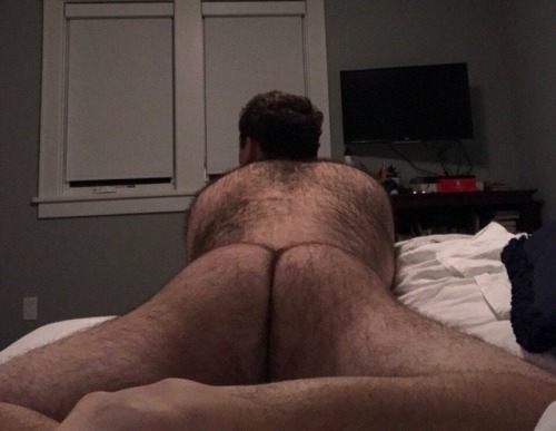 kabutocub:  adam-and-chubs: Adam-and-Chubs #78  https://maximillionmiles.tumblr.com  sexy AND awesome. Go follow this cub. ;)  You beautiful man ❤️