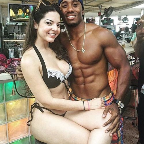 whitegirlblackguy:I am so in love with you. white women looking for black men or black men want to d