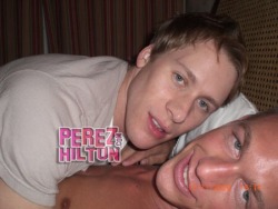 fuspena:  Dustin lance black 