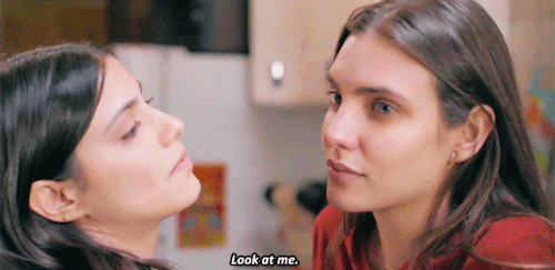 juliantina-reactions:booasaur:Amar a Muerte - 1x68 - translations by @caesirOP: #goshhhh #neither ca