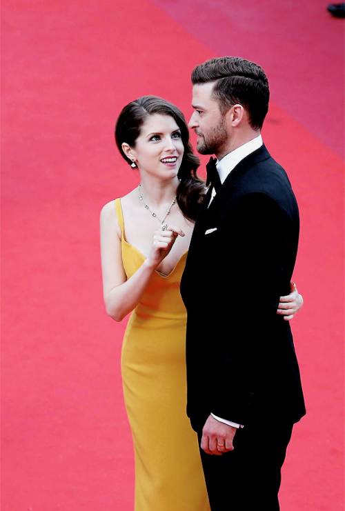 anna-kendrick:   Anna Kendrick and Justin Timberlake attend the ‘Cafe Society’ premiere 