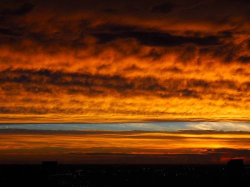 Clouds after sunset #chicagogram #chitown #chicago #sunset #spamming #clouds #layers (at Chicago, Il