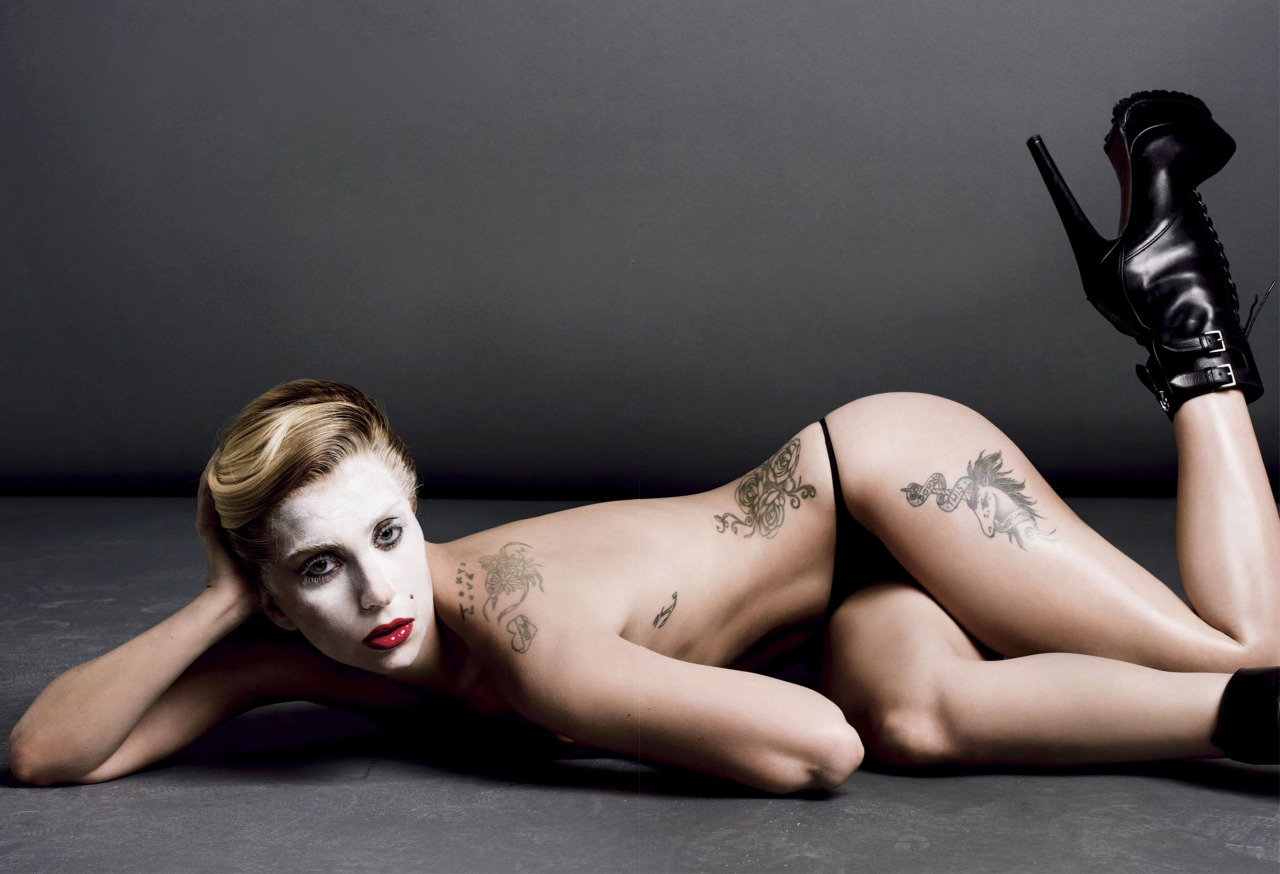 pornwhoresandcelebsluts: Lady Ga Ga topless photoshoot for V Magazine 2013