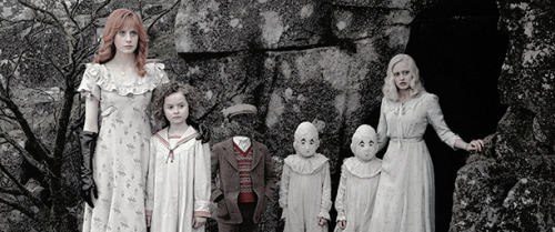 rowlinginthedepp: First look at Miss Peregrine’s Home for Peculiar Children, directed by Tim B