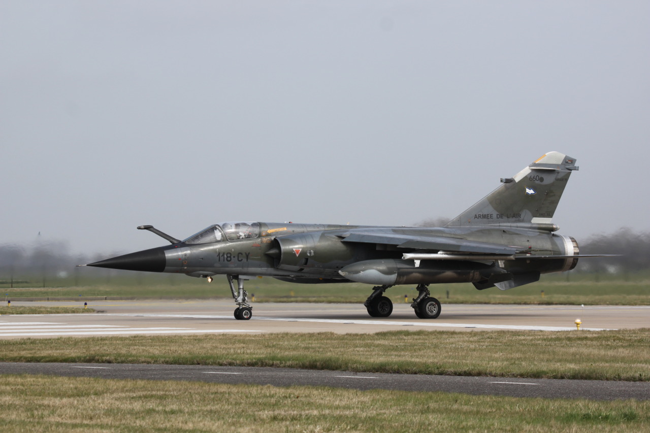nemoi:  FAF Mirage F1CR 660 / 118-CY (via Jerry Gunner)