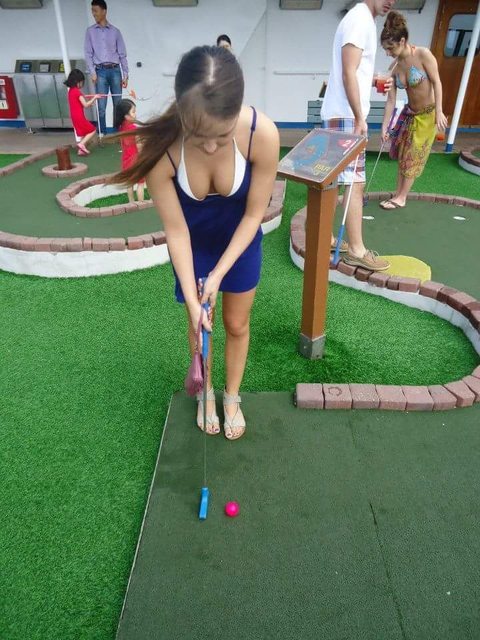 Porn Pics mini golf is great for views #nsfw #randomsexiness