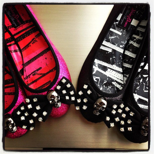 (via Abbey Dawn Ballet Flats)