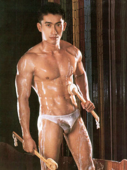 asianmalemuscle:  #asian #male #muscle #gay  Enjoy thousands of images in the archives: http://asianmalemuscle.tumblr.com/archive 