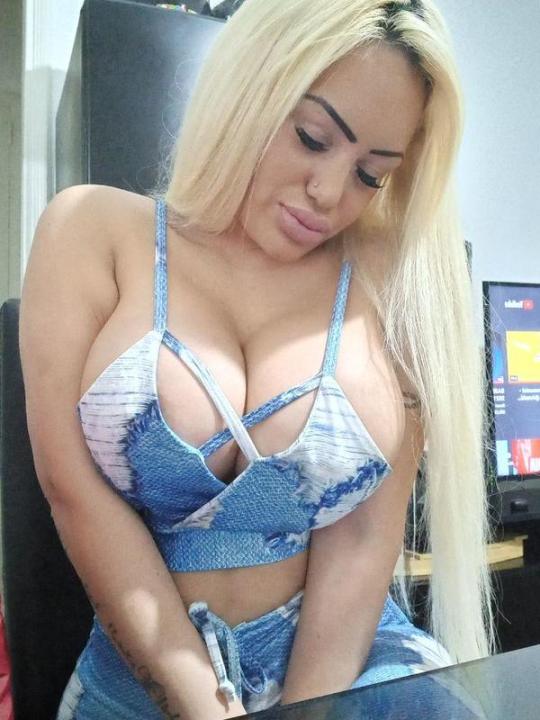 bimbosandsilicone: