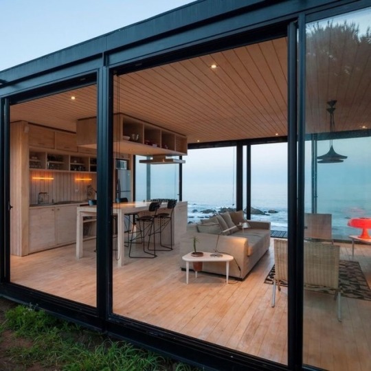 prefabnsmallhomes:  The Remote House, a prefab house in Pichicuy, Chile by Felipe Assadi | 📷 Fernando Alba  @empoweredinnocence 