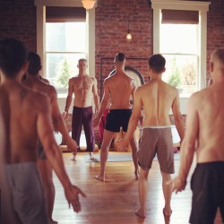 mensyogaseattle:Feel the ground beneath all