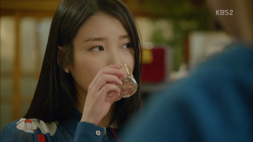 bbylita:i don’t drink beer *takes a shot*