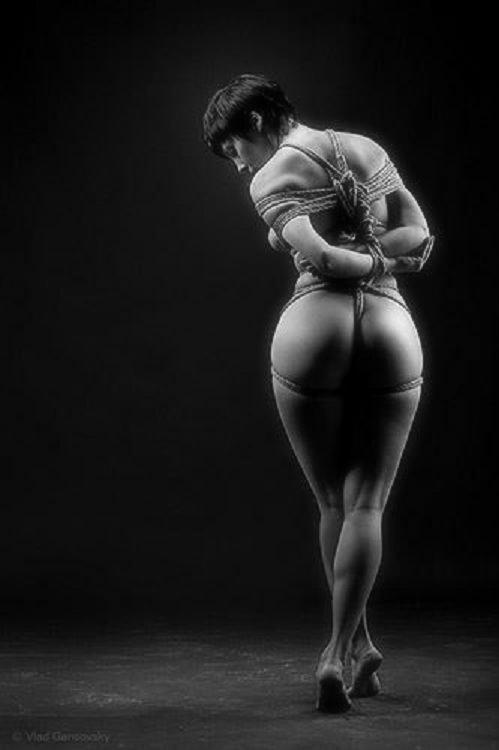 xunodetantosx:  come with me and follow me… http://xunodetantosx.tumblr.com/ ven