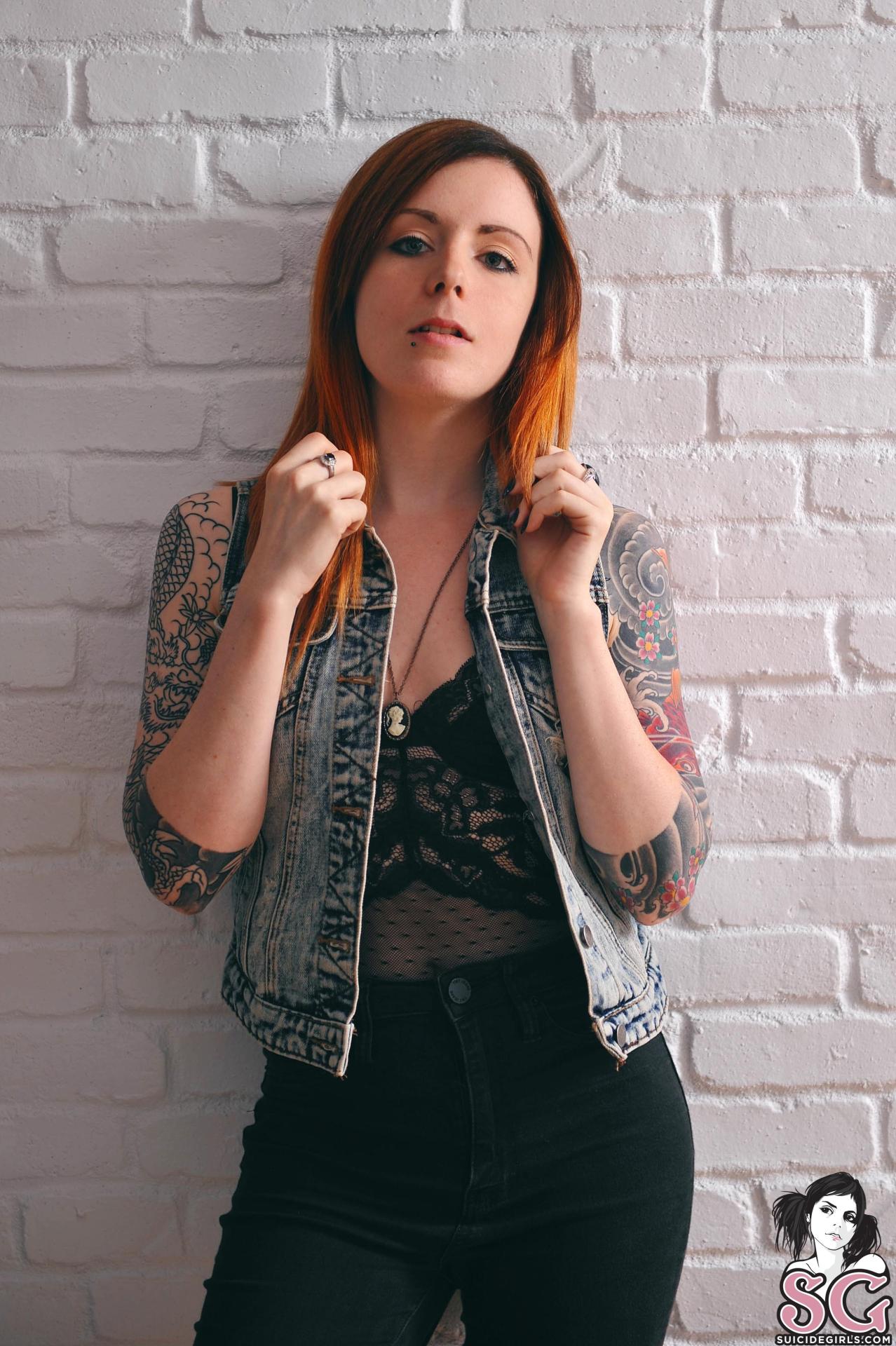 musicgamesandgirls:  Mrshyde - Inferno