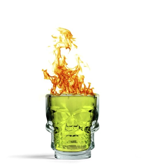 everydaygoth:  Skull shot glasses - ป.90 