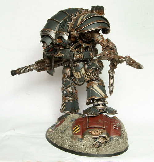 Mechanicum Indentured Knight Magaera - AstrapisIt has taken five months worth of my spare time, but 