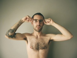 des-exhib-8515:  shoothim:  I heart my chest