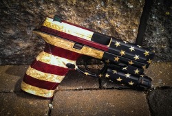 redwhiteandcamo:  weaponslover:  A little