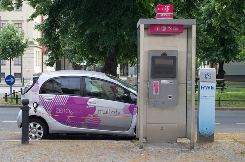 Payphone and electric car on Flickr.