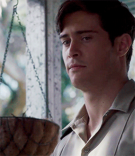 tumblr_pmmuhjH6DD1y0fs57o2_400.gif
