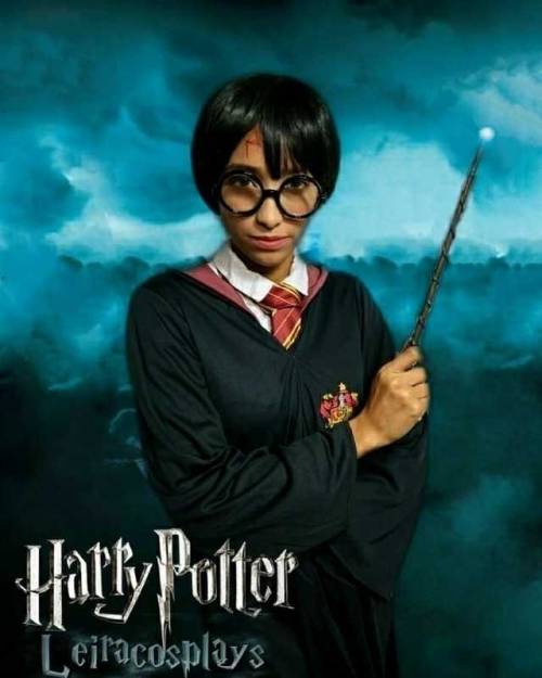 “You’re a Wizard, Harry” ➡ #HarryPotter #harrypottercosplay #wizard #halloweencost
