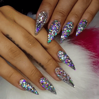 msbadbitchbarbie: Sick ass nails .